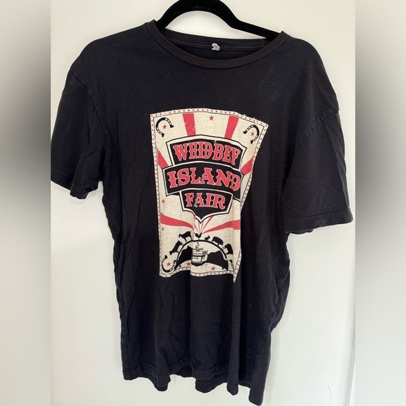A. Whidbey Island Fair Tee size Medium - Picture 1 of 2